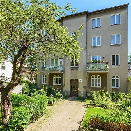 Lion Mewa سوبوت